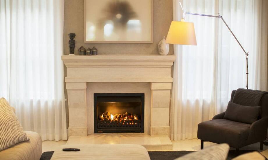 Szybki montaż kominków dzięki prefabrykowanym elementom