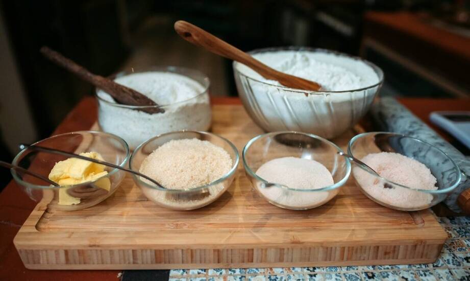 Czym kierować się przy wyborze akcesoriów cukierniczych w Poznaniu?