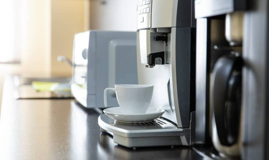 Czym się kierować przy wyborze firmy oferującej wypożyczenie ekspresu do kawy?