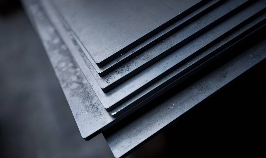 Wybór blach trudnościeralnych 450HB do konstrukcji narażonych na ścieranie