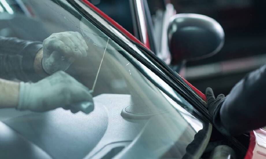 Czynniki decydujące o jakości naprawy i wymiany szyb samochodowych