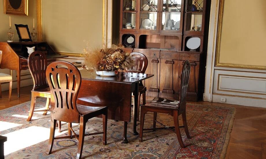 Meble Empire w kontekście historycznych wnętrz