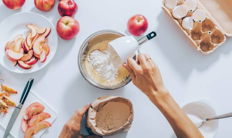 Jak dobrać odpowiednią miesiarkę cukierniczą do specyfiki produkcji?