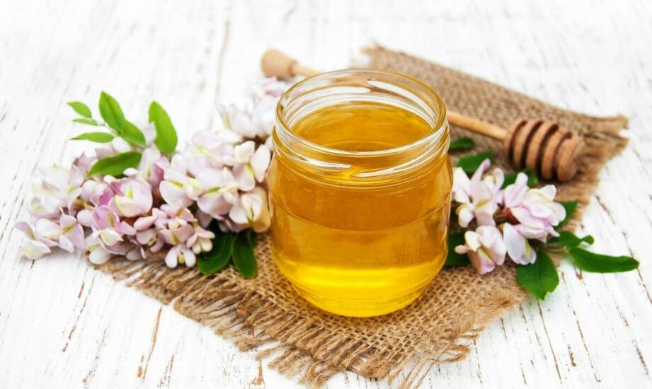 Charakterystyka smakowa miodu wrzosowego: co czyni go wyjątkowym?