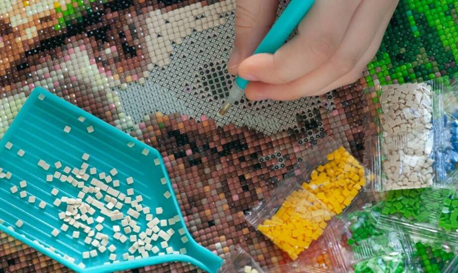 Porównanie różnych stylów puzzli 3D – co wybrać dla siebie?