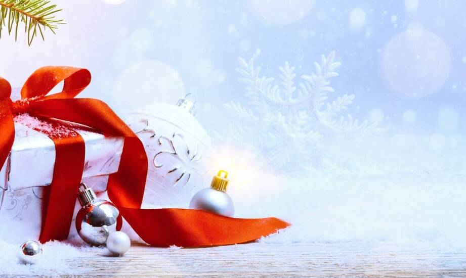 Rola wstążki świątecznej w tworzeniu eleganckich zaproszeń