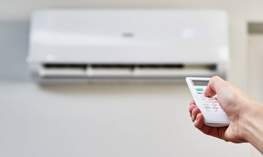 Zastosowanie inteligentnych systemów sterowania w klimatyzacji – co oferuje rynek?