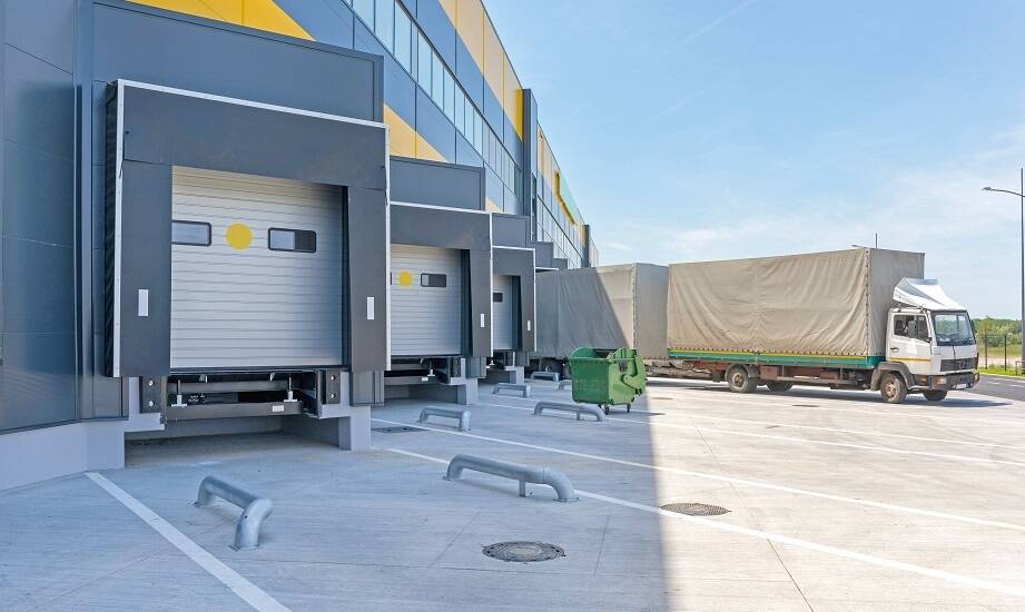 Wpływ naprowadzaczy kół samochodowych na skrócenie czasu załadunku towarów