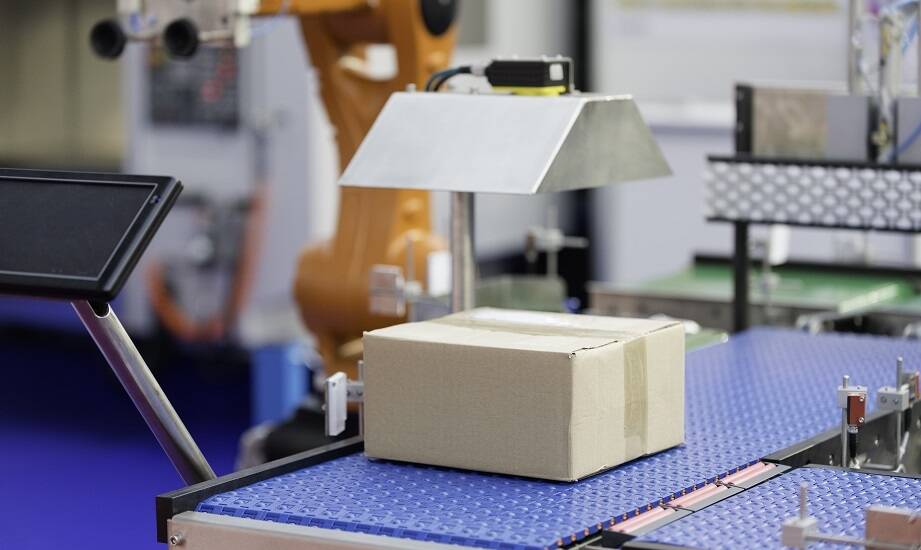 Optymalizacja procesów produkcyjnych dzięki sklejarkom do kartonów