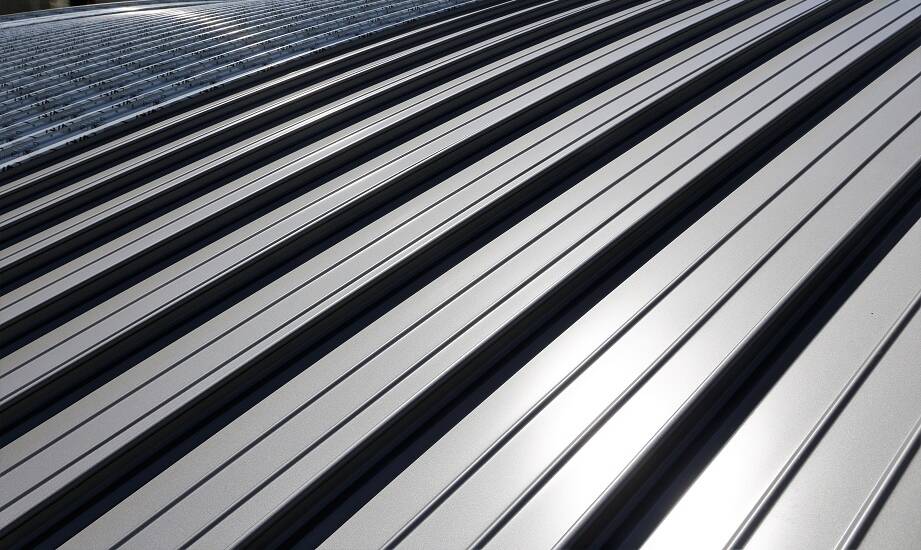 Jakie są zalety wykorzystania tytan-cynku w pokryciach dachowych?