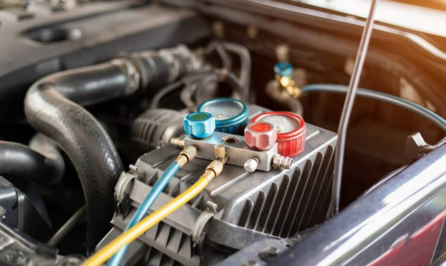 Jakie nowoczesne metody stosuje się przy naprawie klimatyzacji samochodowej?