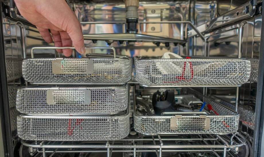 Jak nowoczesne technologie w autoklawach wpływają na proces sterylizacji?