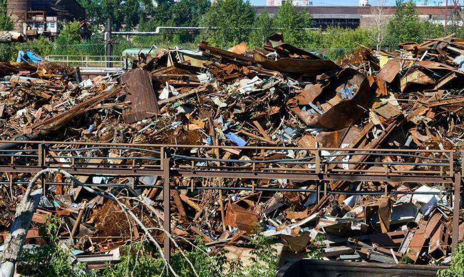 Skup złomu metali kolorowych a stabilność rynku surowców wtórnych