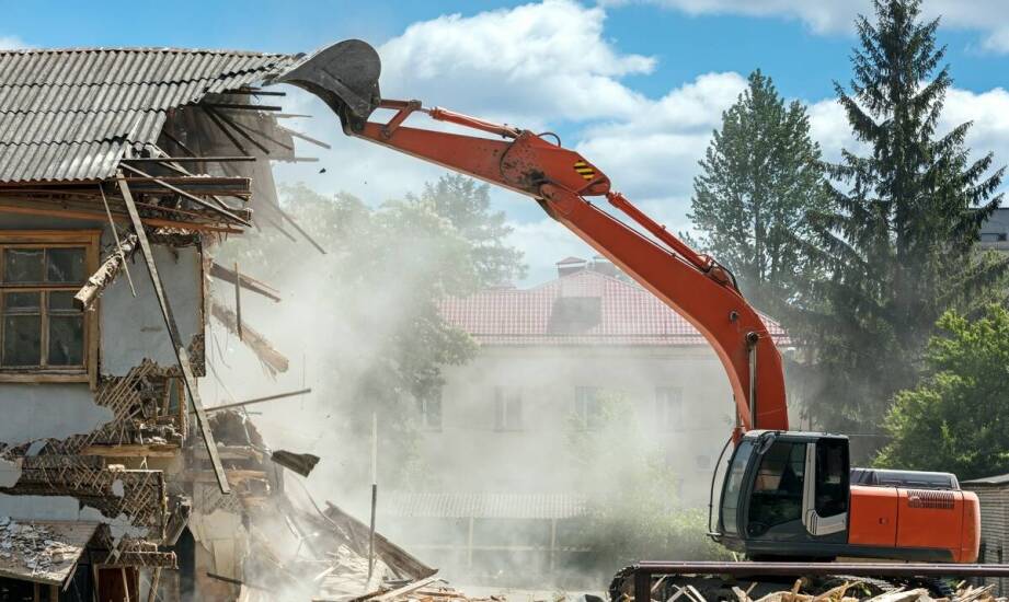 Zastosowanie maszyn wyburzeniowych w budownictwie ekologicznym