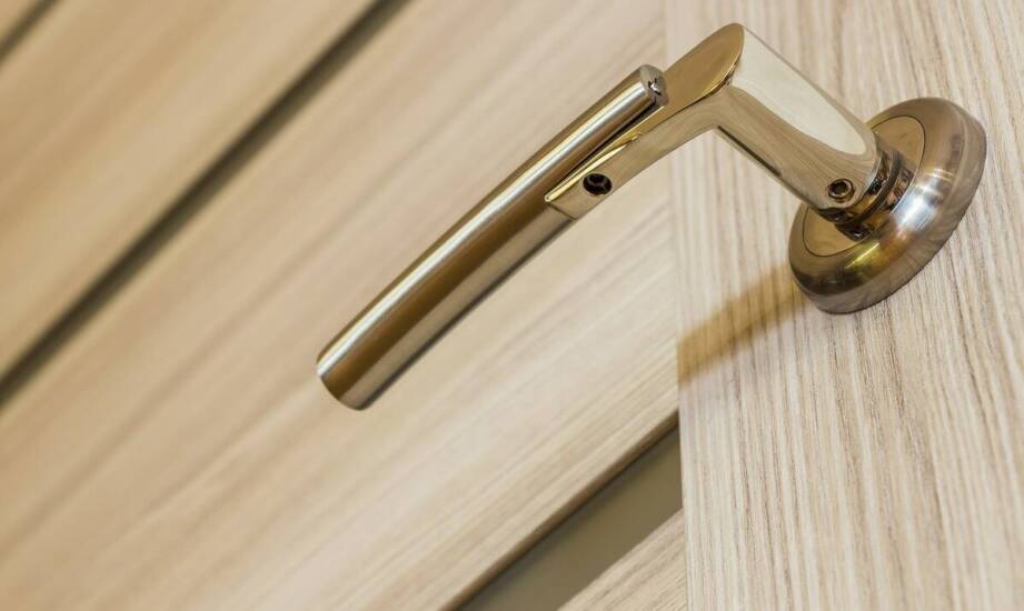 Jakie są najnowsze rozwiązania technologiczne w drzwiach porta zakopiańska?