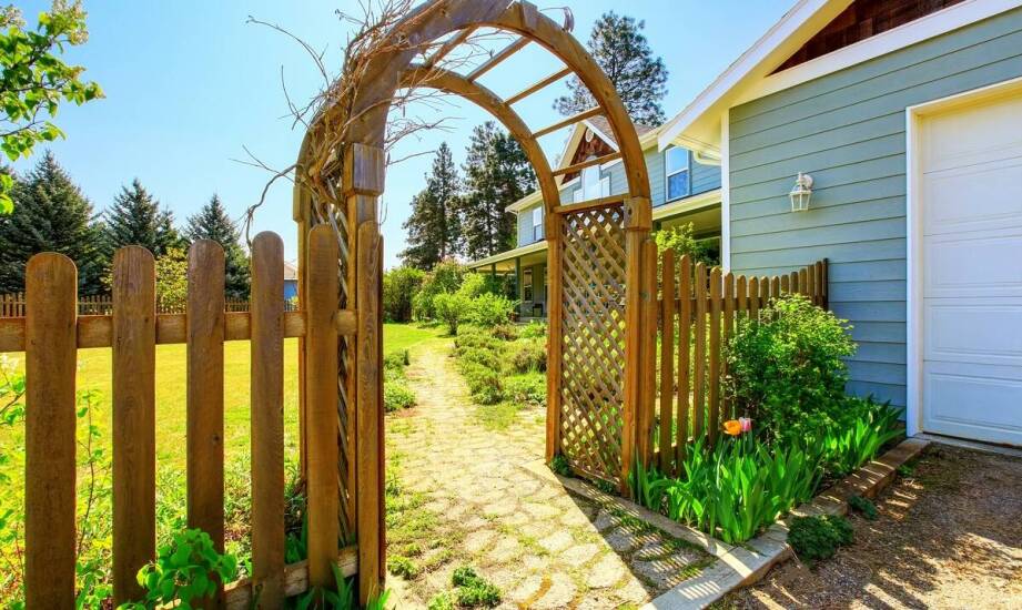 Jakie aspekty brać pod uwagę przy wyborze kolorystyki zadaszenia altany ogrodowej 3x4?