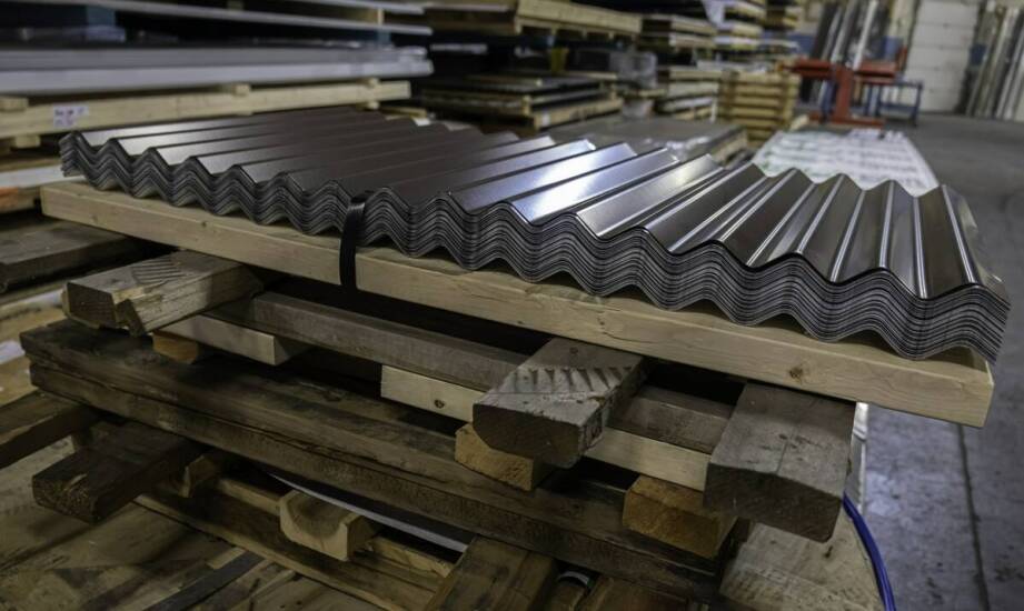 Jakie kolory i wzory blachodachówek są dostępne na rynku?