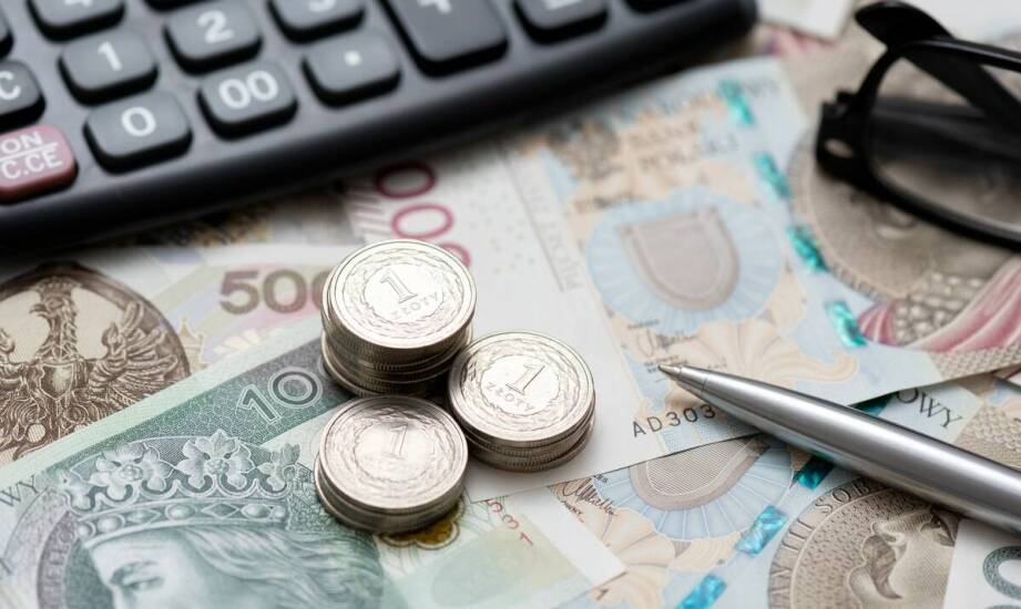 Jak kalkulator przelewów pomaga w planowaniu transakcji z Anglii do Polski?