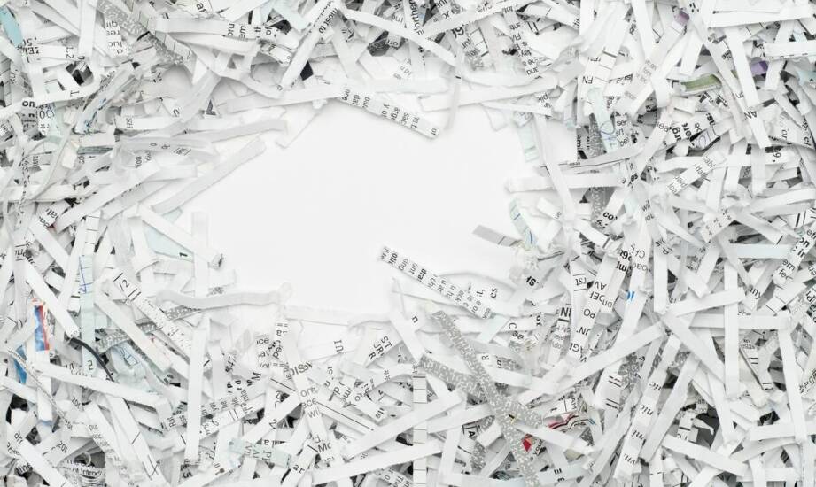Dlaczego warto inwestować w profesjonalne niszczenie dokumentów?