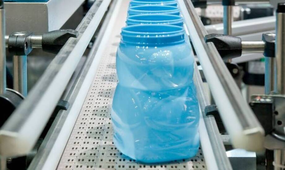 Automatyczne linie pakujące a ochrona produktów podczas transportu napojów