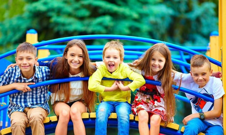 Znaczenie certyfikatów jakości przy wyborze trampoliny 3 osobowej