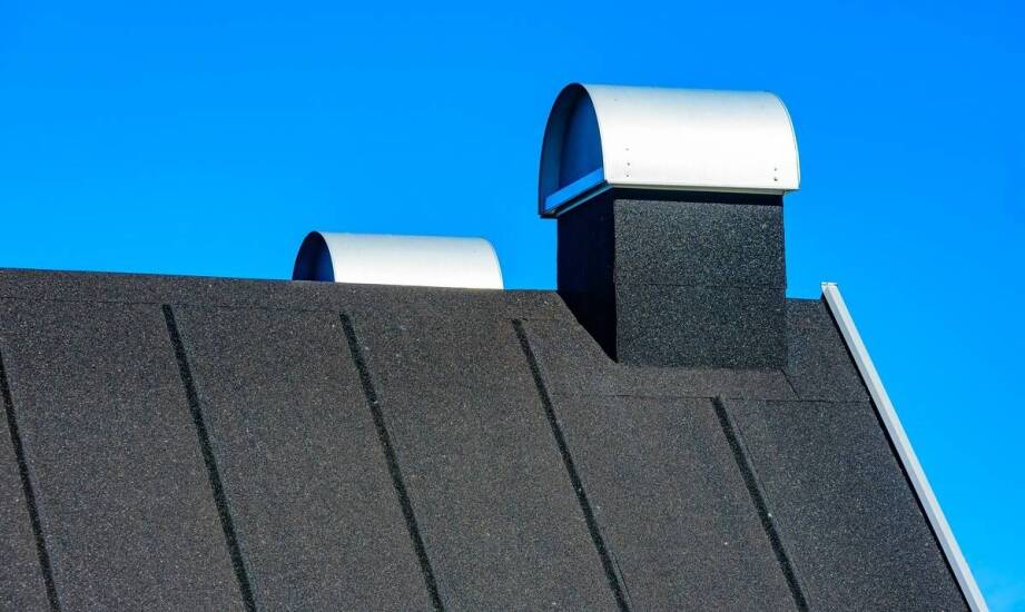 Efektywność energetyczna wentylatorów dachowych – co warto wiedzieć przed zakupem?