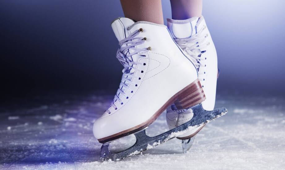 Jakie kolory i wzory dominują w projektowaniu modnych toreb na łyżwy?