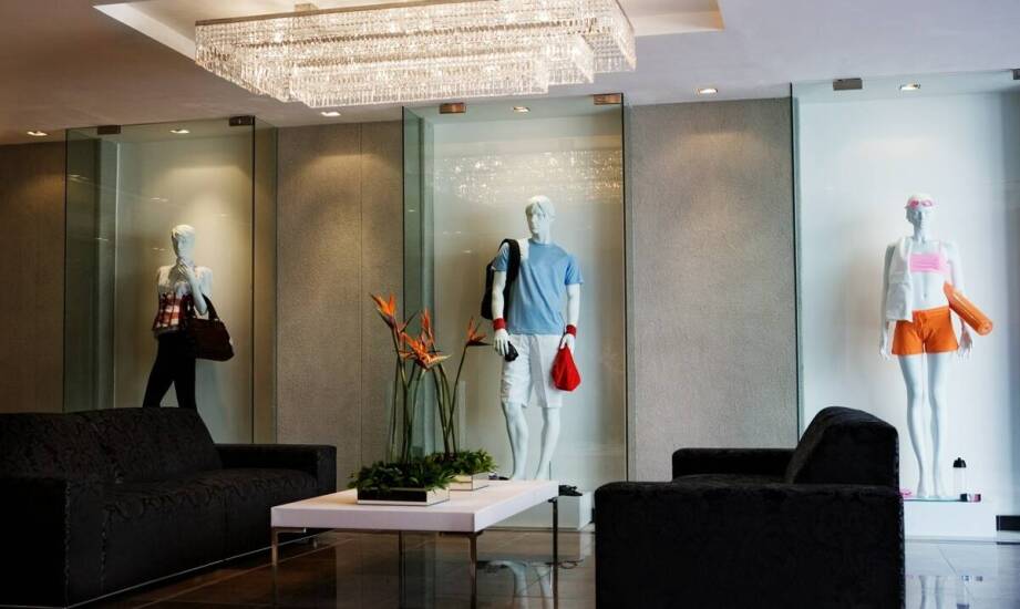 Nowoczesne aranżacje sklepów odzieżowych – jak przyciągnąć klientów?