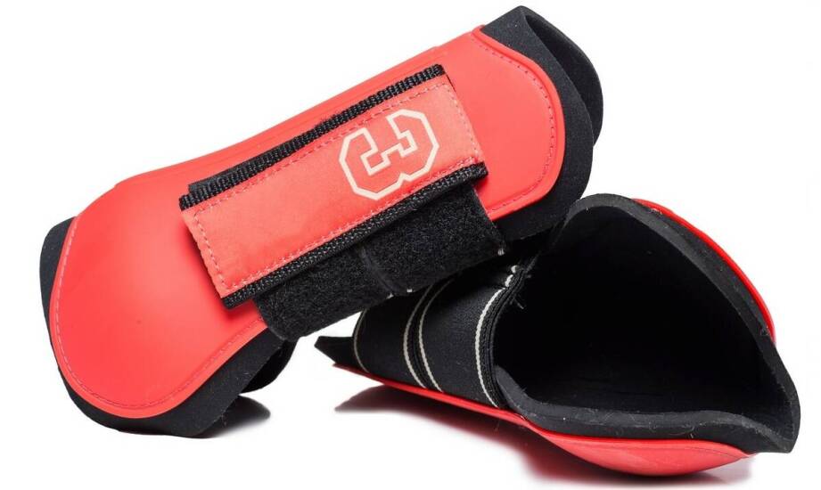 Porównanie różnych modeli kamizelek jeździeckich dostępnych na rynku