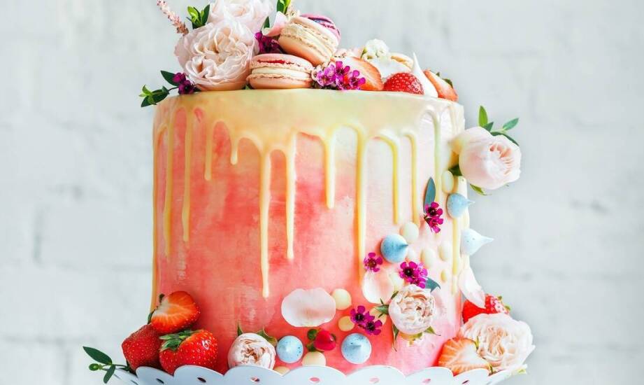 Jak Stworzyć Wyjątkowy Tort z Użyciem Mas Saracino?