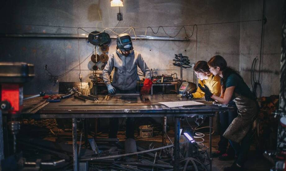 Znaczenie agencji pracowników z Ukrainy w obszarze spawalnictwa i ślusarstwa