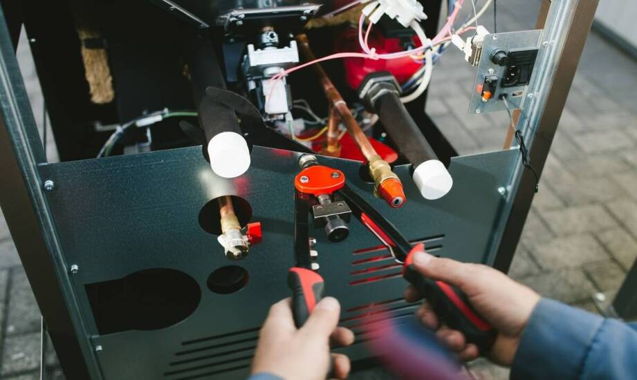 Kluczowe korzyści z regularnego serwisu pieców