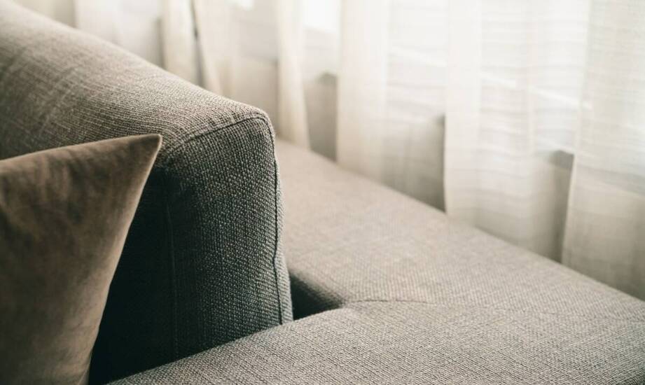 Zegarki ze stali chirurgicznej a alergie – bezpieczny wybór dla wrażliwej skóry