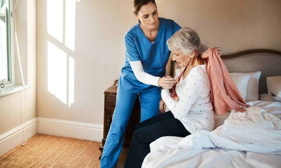 Znaczenie profesjonalnej opieki dla osób leżących w ich domach