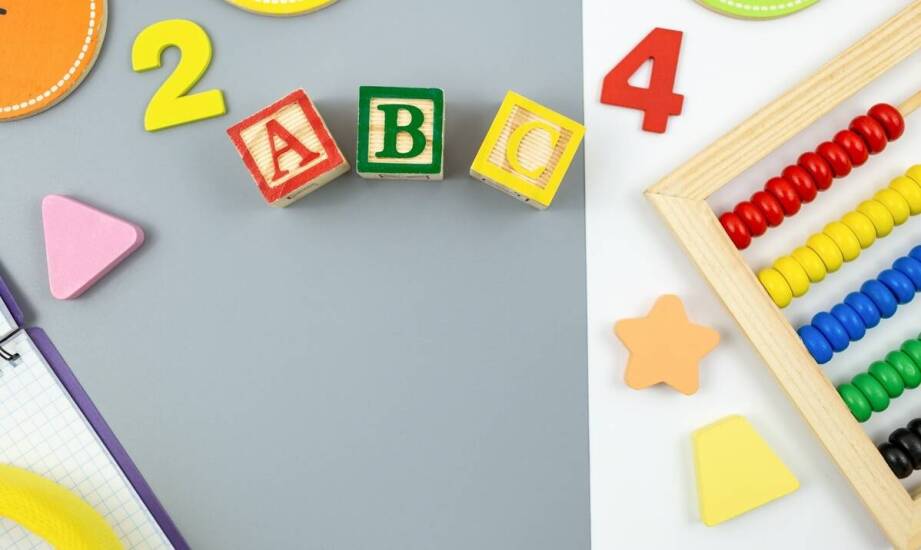 Edukacyjne gry drewniane dla maluchów – nauka przez zabawę