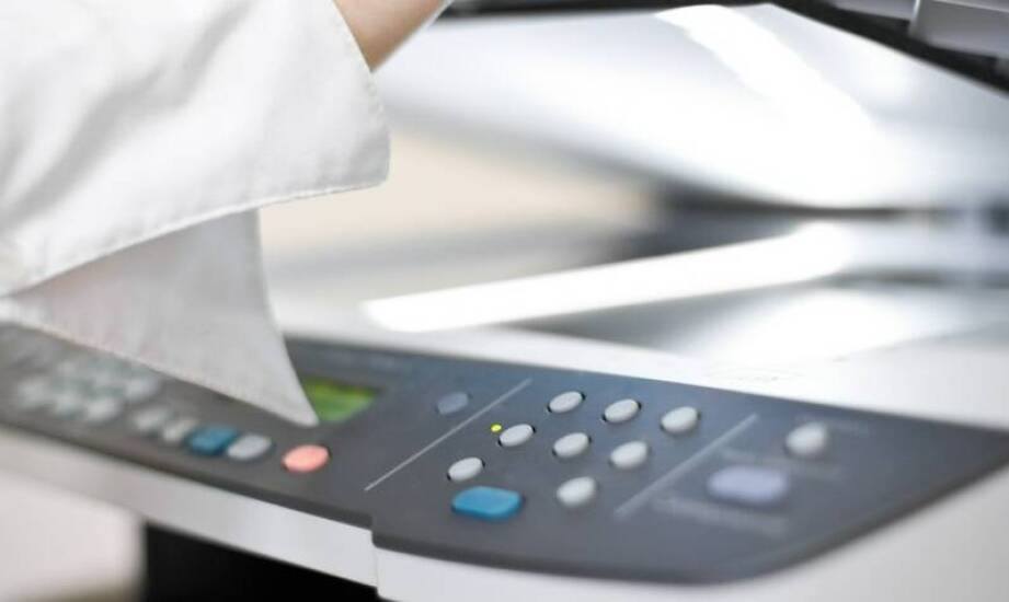 Wpływ serwisu gwarancyjnego na wydajność wynajmowanych kserokopiarek