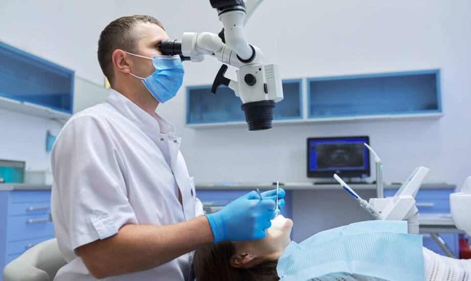 Jak wygląda proces leczenia kanałowego w nowoczesnym gabinecie stomatologicznym?