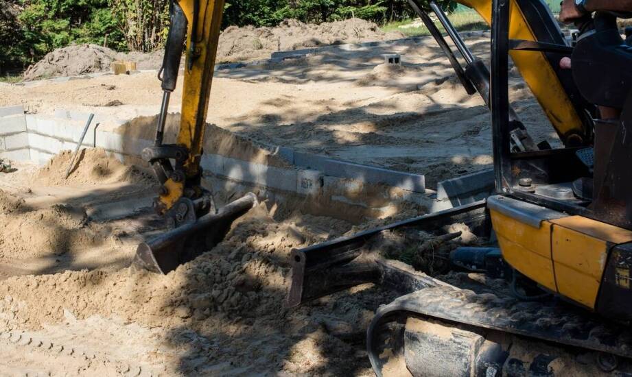 Kluczowe aspekty współpracy z wykonawcą przy budowie zjazdu indywidualnego