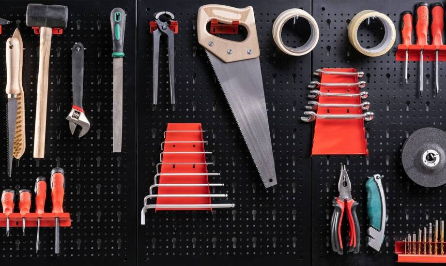 Jakie akcesoria warto dopasować do taśm do klejenia dla zwiększenia efektywności?