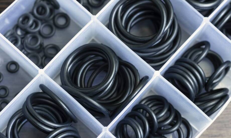 Jak wyroby gumowe przyczyniają się do zmniejszenia kosztów operacyjnych?