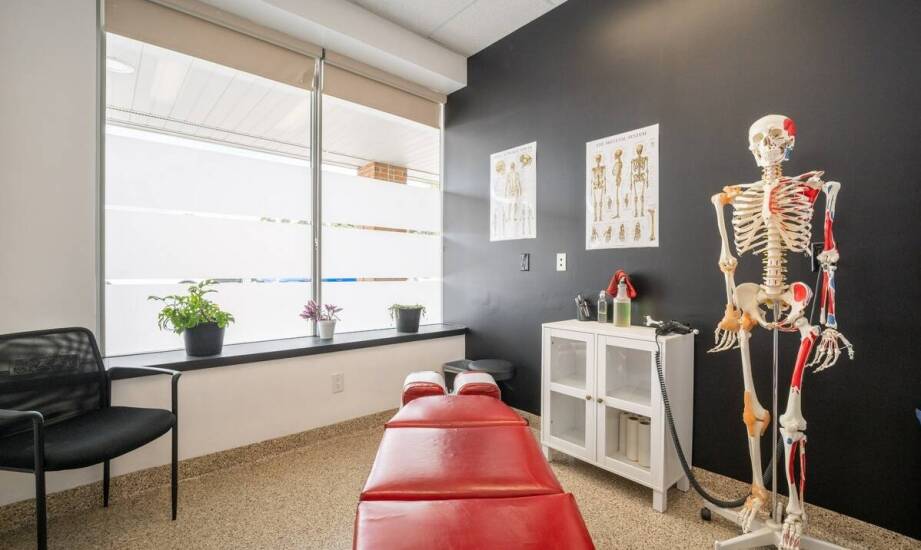 Jakie usługi rehabilitacyjne oferuje szpital specjalizujący się w ortopedii?