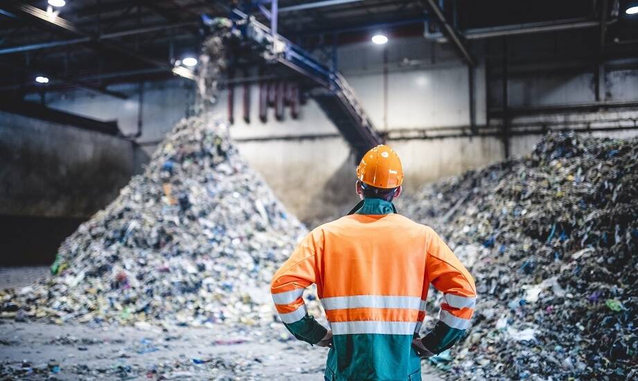 Zlecenie odbioru odpadów przemysłowych – Jak to działa?