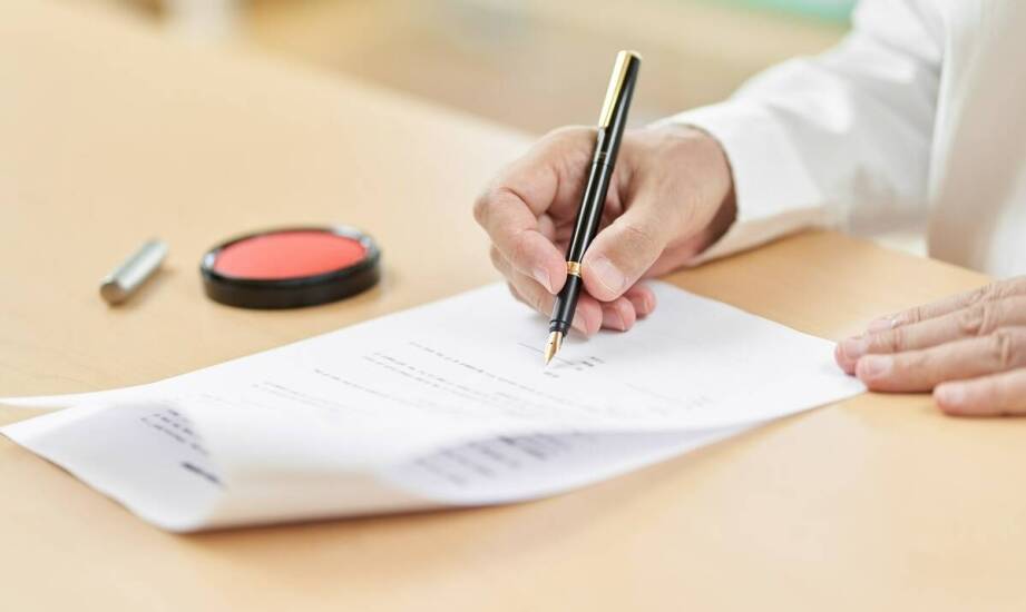 Rola notariusza w autentykacji podpisów na dokumentach prawnych