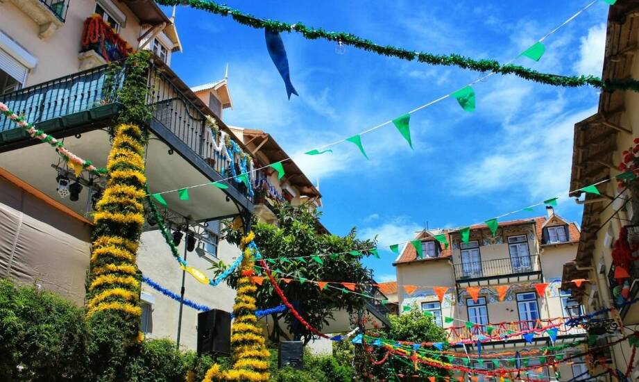 Jak organizacja festiwali wpływa na rozwój kulturalny miasta?