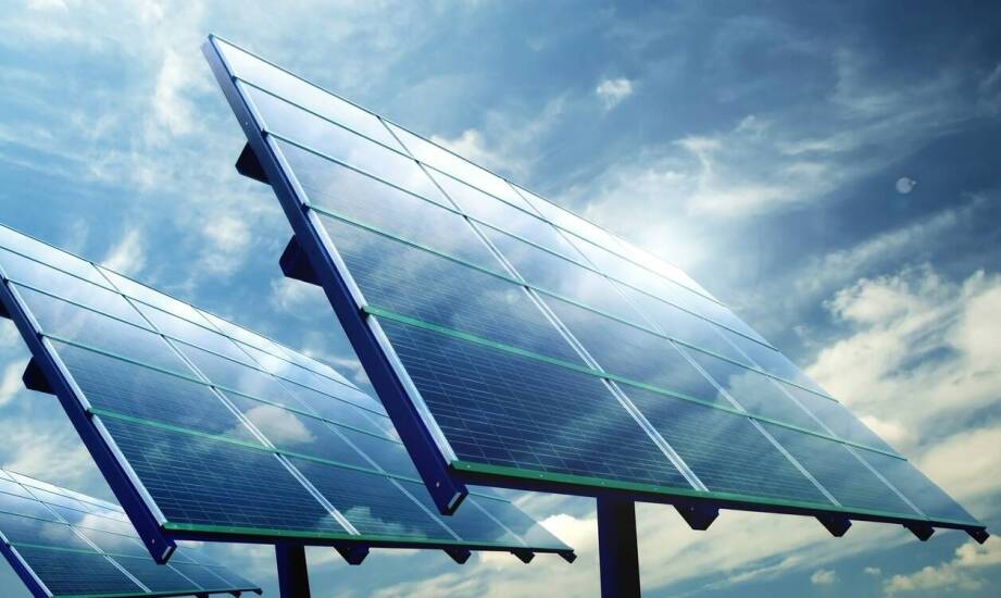Jakie są najważniejsze cechy dobrego uchwytu do paneli słonecznych?