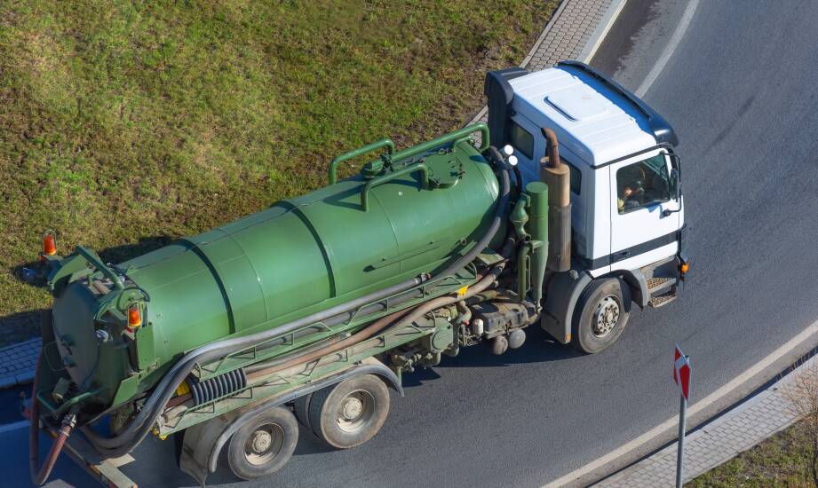 Rola technologii informatycznych w optymalizacji transportu odpadów płynnych