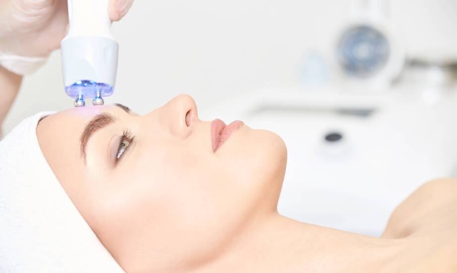 Zalety terapii osoczem bogatopłytkowym w redukcji zmarszczek