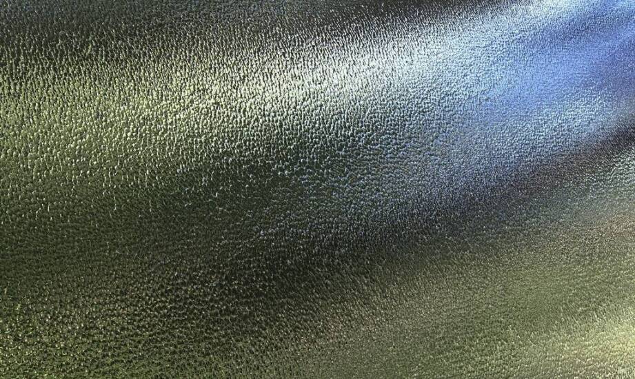 Poligrafia. Cechy charakterystyczne i zastosowania folii metalizowanej