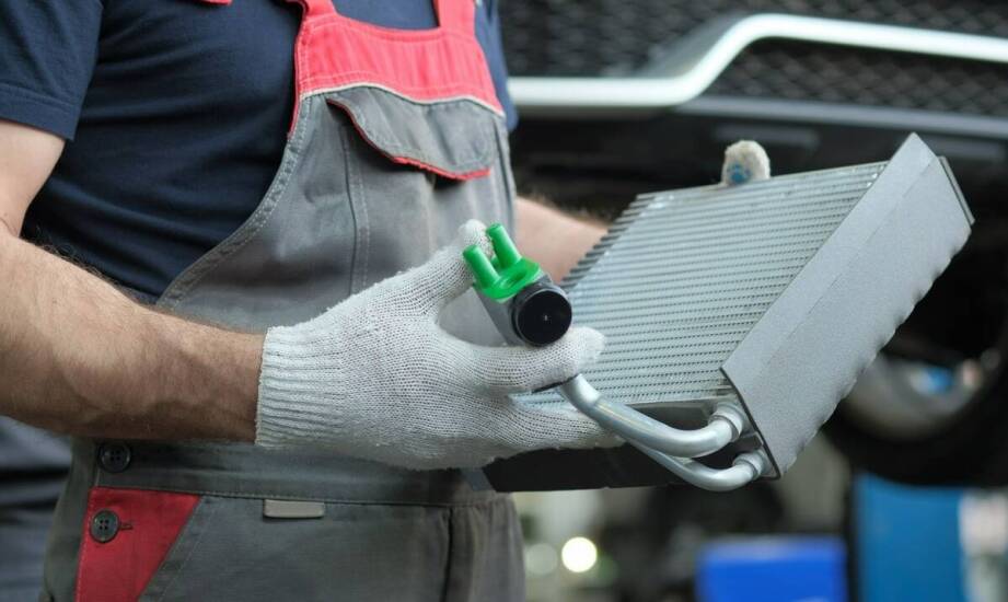 Proces nabijania klimatyzacji: co warto wiedzieć przed wizytą serwisanta?