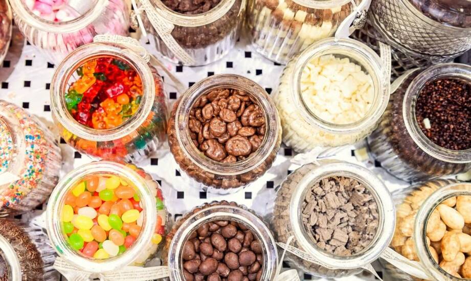 Cukierki personalizowane w kampaniach charytatywnych – jak to działa?